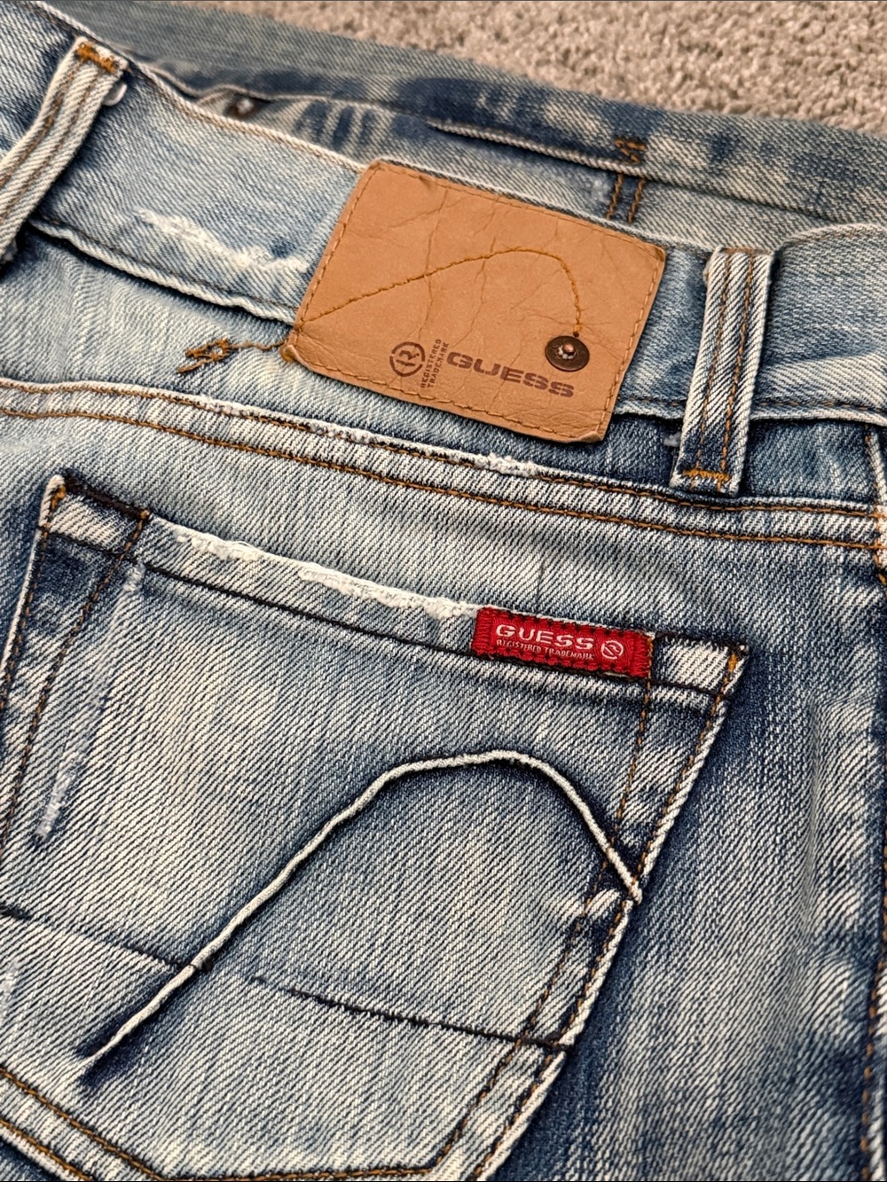 Guess Women's Flare Jeans in Light Blue Wash - Picture 5 of 8